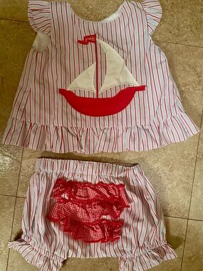 NWOT Beehave Boutique White & Red Striped Sailboat Set